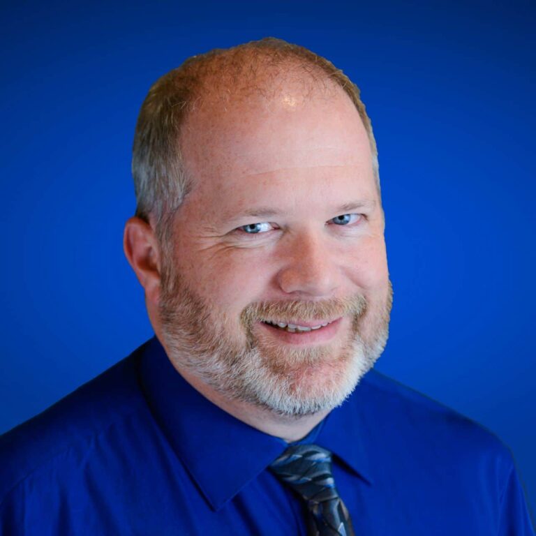 Dennis headshot photo